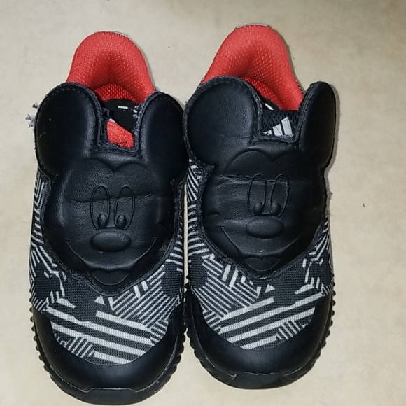 fortarun mickey shoes